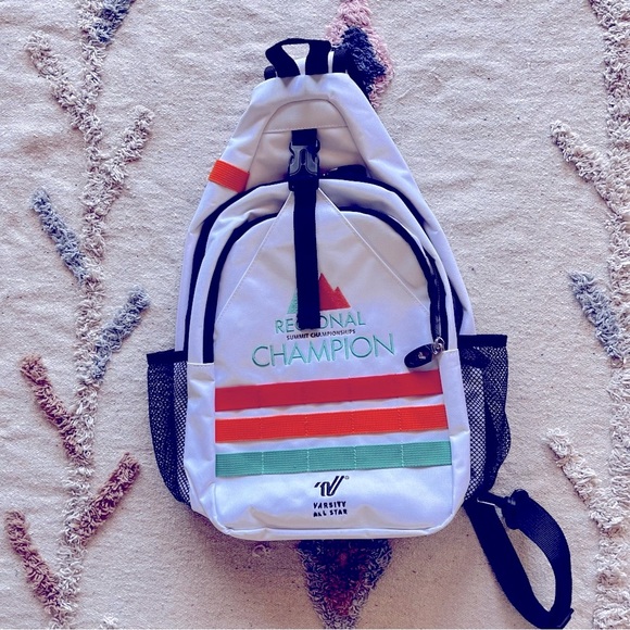 Varsity Summit Championships Regional Champion White One strap sling Backpack - Picture 1 of 7